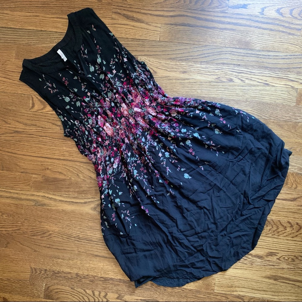 Xhilaration | Women’s Sleeveless Floral Dress XL